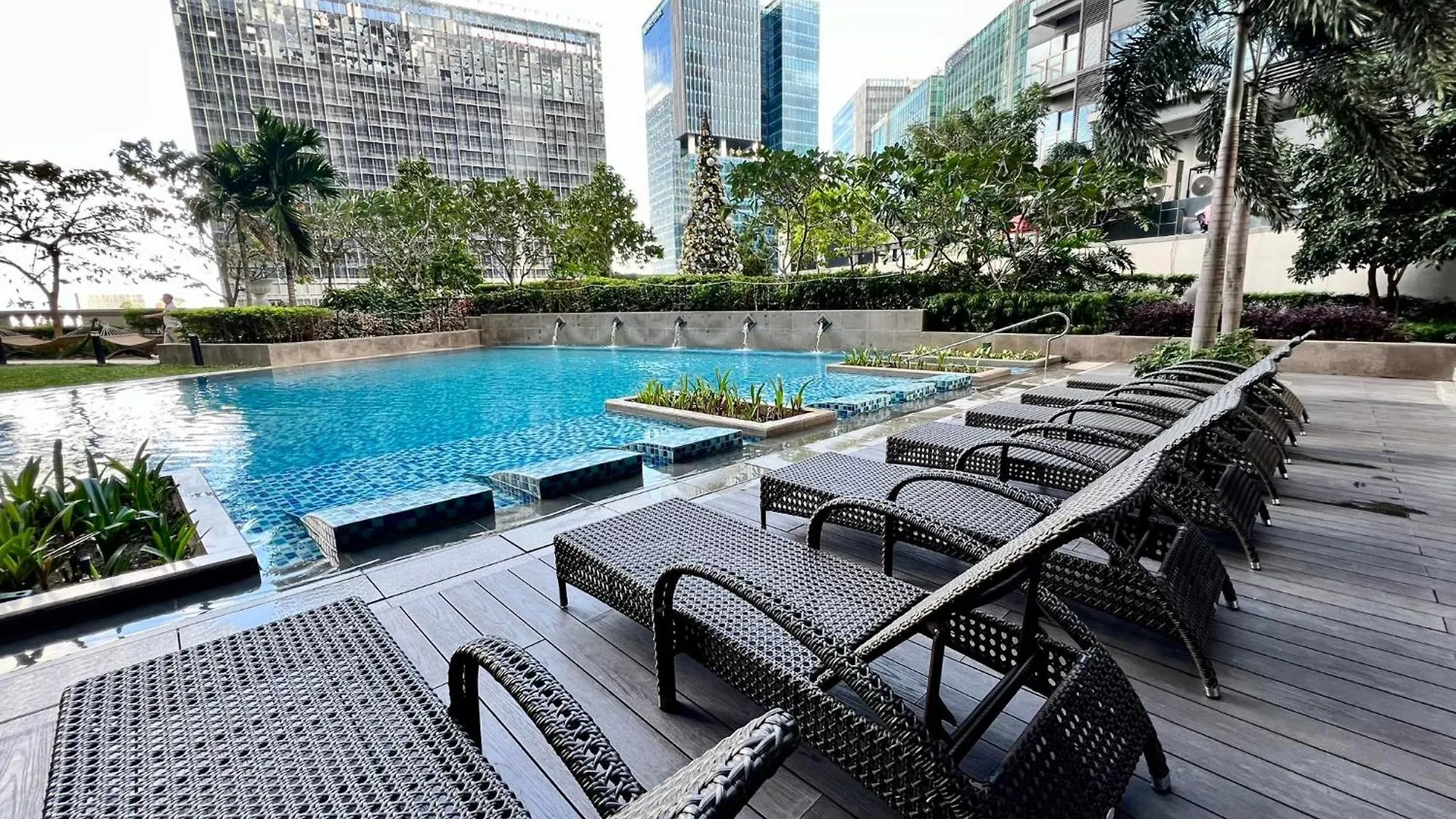 Hotel Vibe Condo At Uptown Parksuites Bgc Taguig Philippines